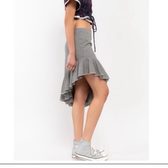 POL (BOUTIQUE) Asymmetrical Houndstooth ruffle skirt size large - Picture 3 of 5